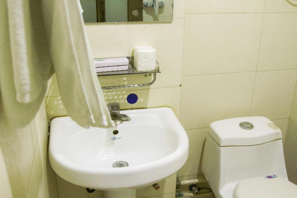 Leo Tian An Men Hostel Bắc Kinh Ngoại thất bức ảnh